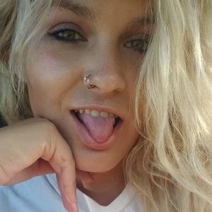 Meet your Posher, Lacey